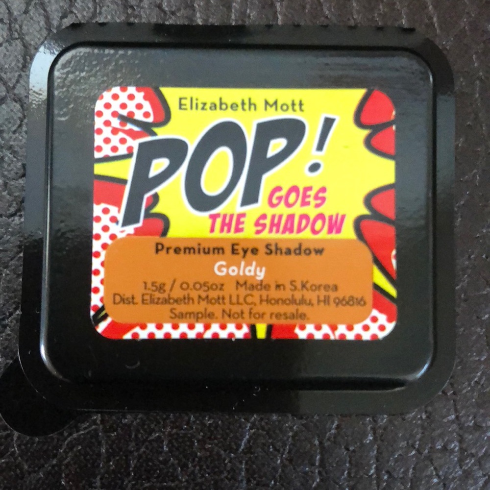Elizabeth Mott POP! Goes The Shadow NEW